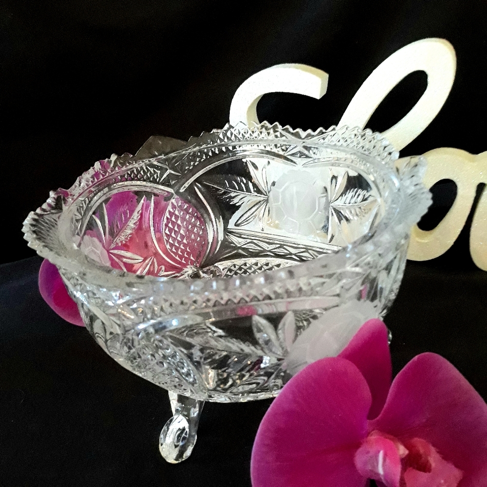 🥳Host Pick🥳Vintage BEAUTIFUL Crystal Bowl